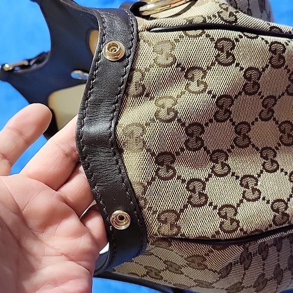 Gucci Sukey GG Medium Canvas Shoulderbag Tote - Picture 11 of 16